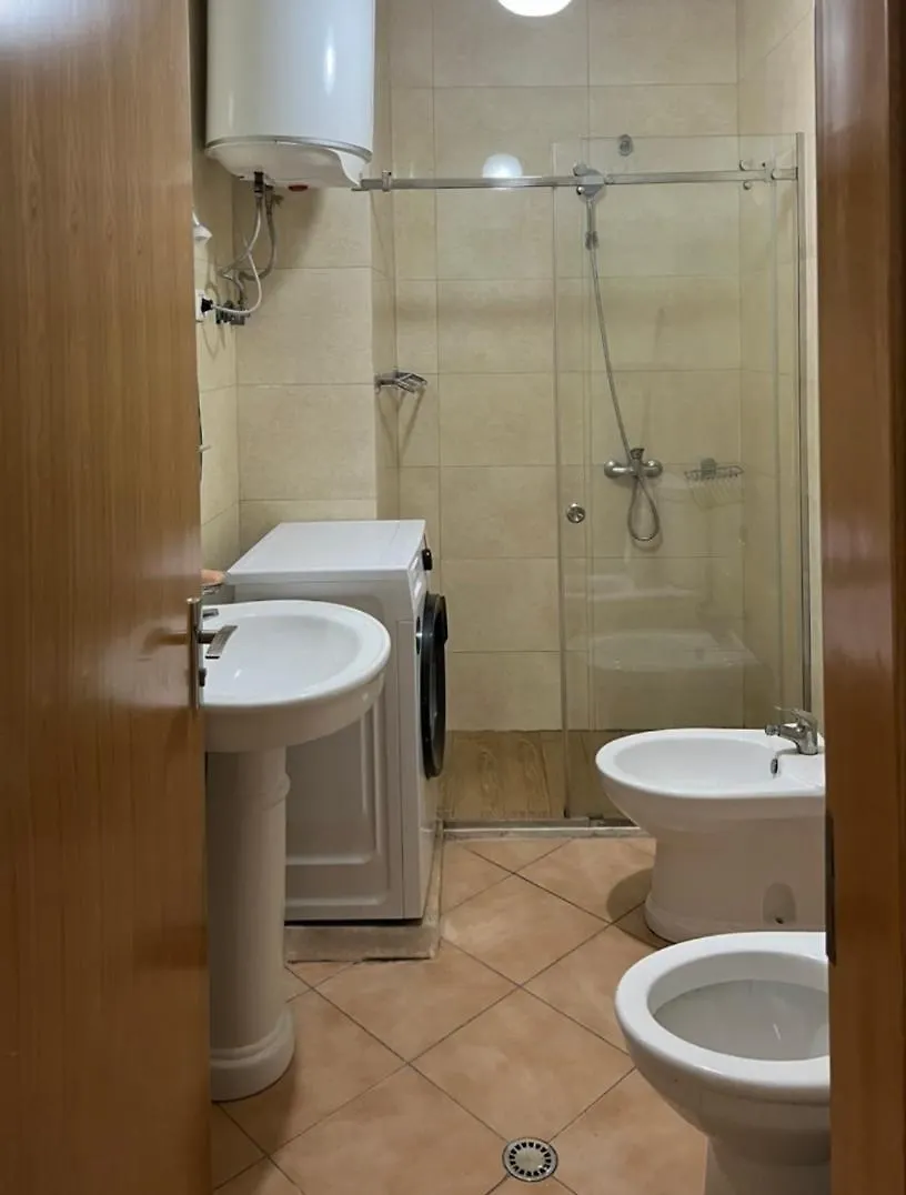 Ethereal Bed & Breakfast Тирана